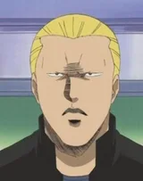 前田彰