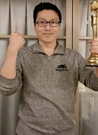 李世扬