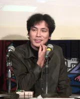 山根理宏