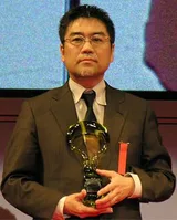 井上伸一郎