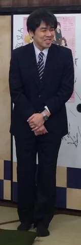 石仓贤一