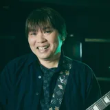 折户伸治