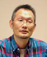 八木龙一