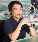 小柳启伍