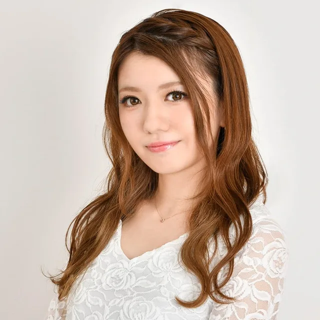 蓝原琴美